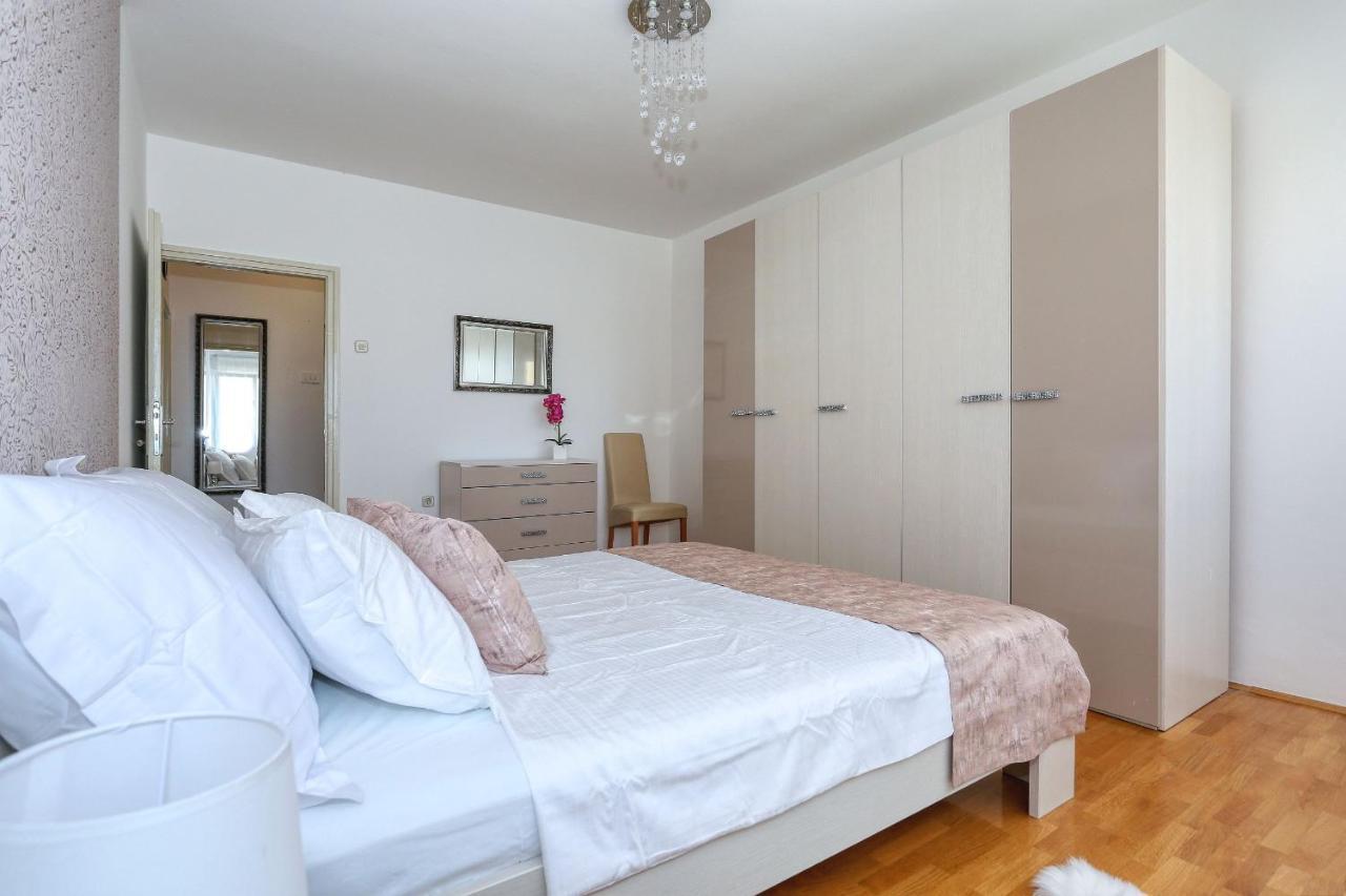 Rita Sea View Apartment Zadar Exteriör bild